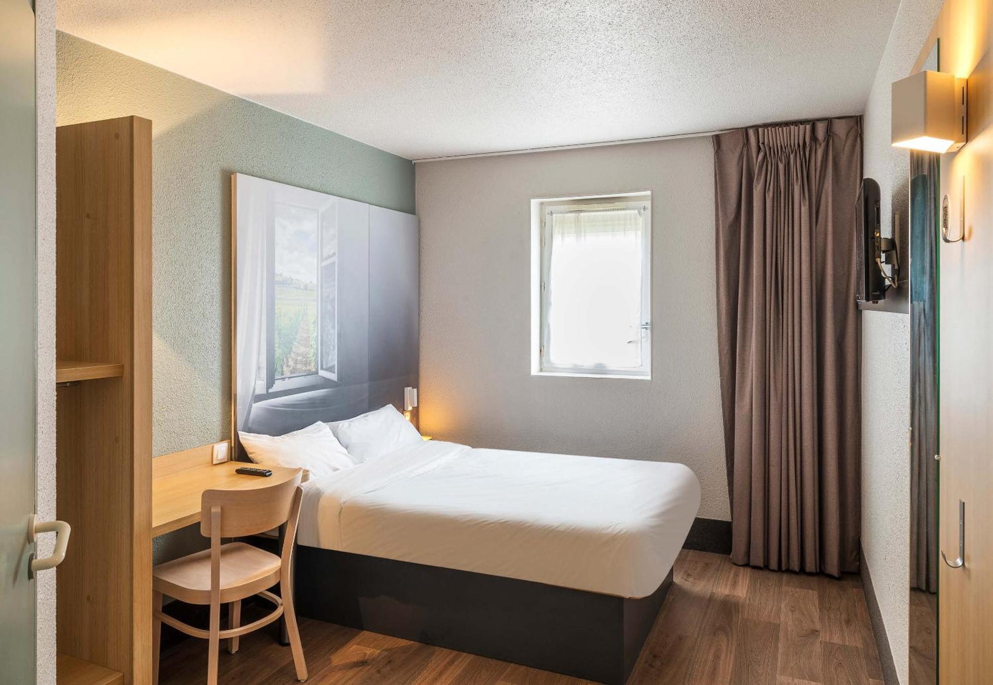 B&B Hotel Angers 2 Universite Бокузе Экстерьер фото
